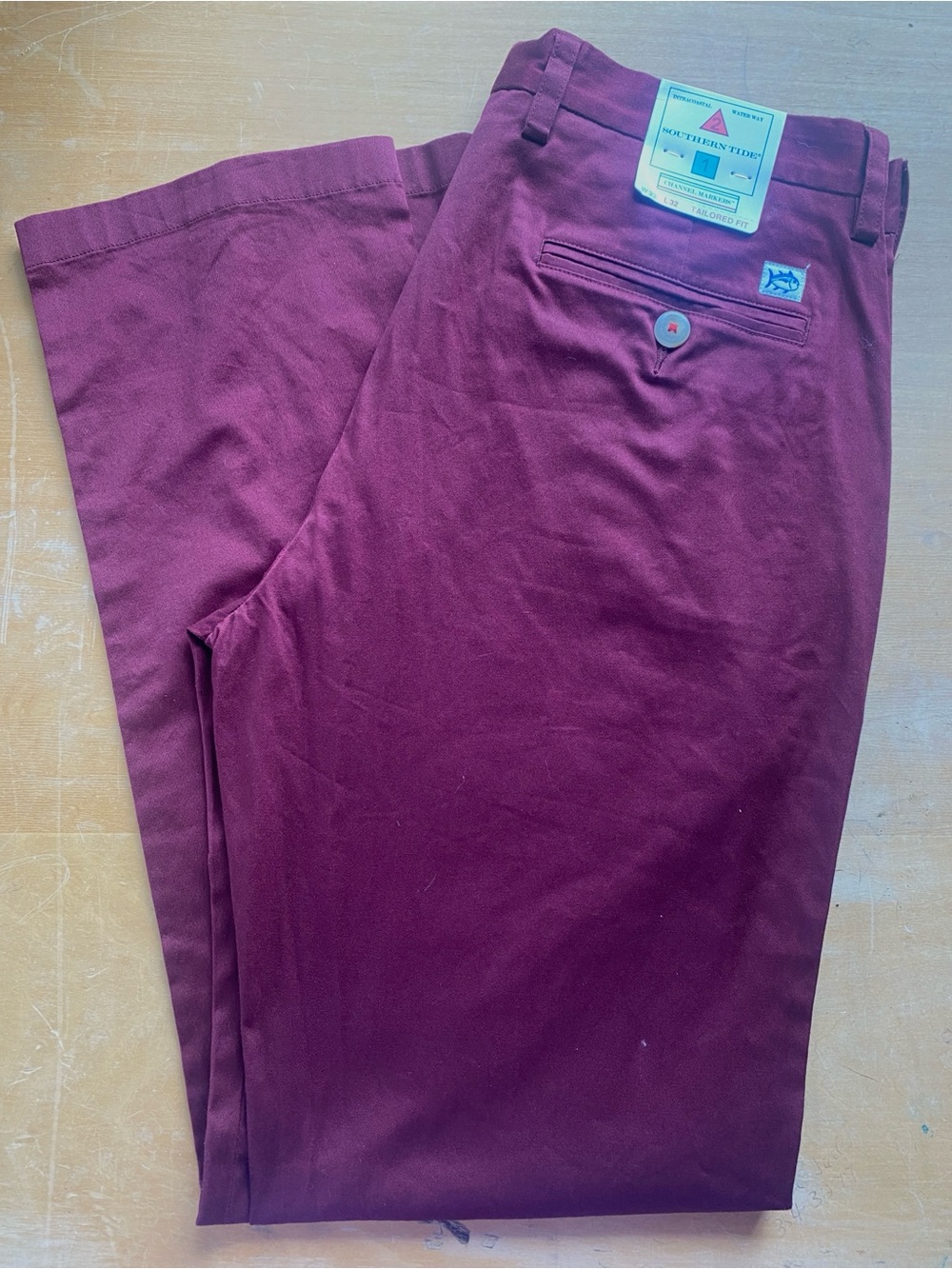 Southern Tide NWT Men's Chinos - Deep Wine Maroon 33 X 32